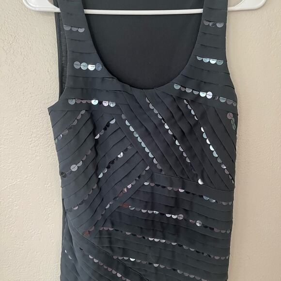 Ann Taylor Sleeveless Sequence Top size small - Picture 1 of 4
